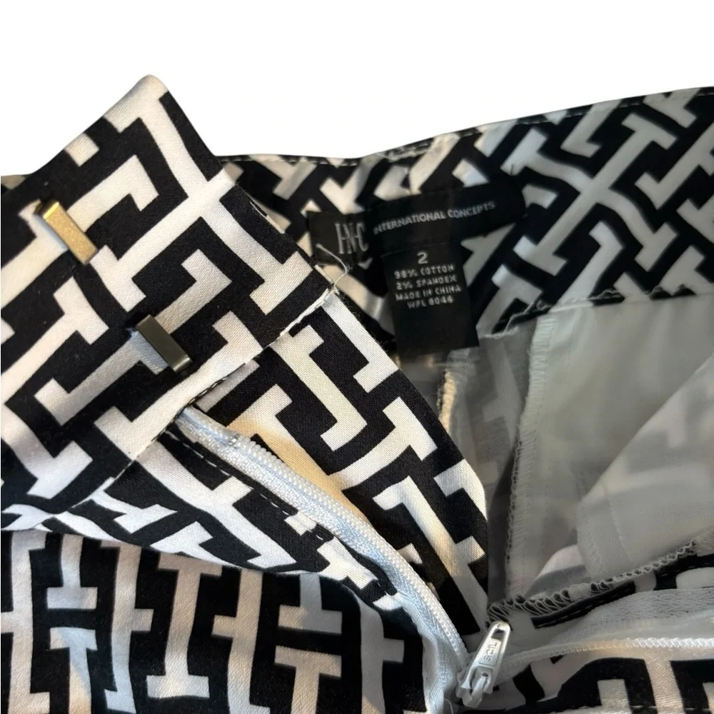 INC International Concepts Black & White Patterned Cuffed Midrise Chino Shorts 2 - Picture 12 of 16